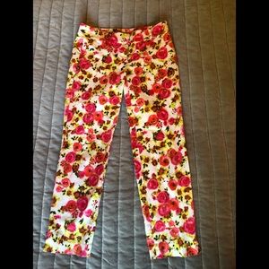 Ann Taylor cropped floral pant